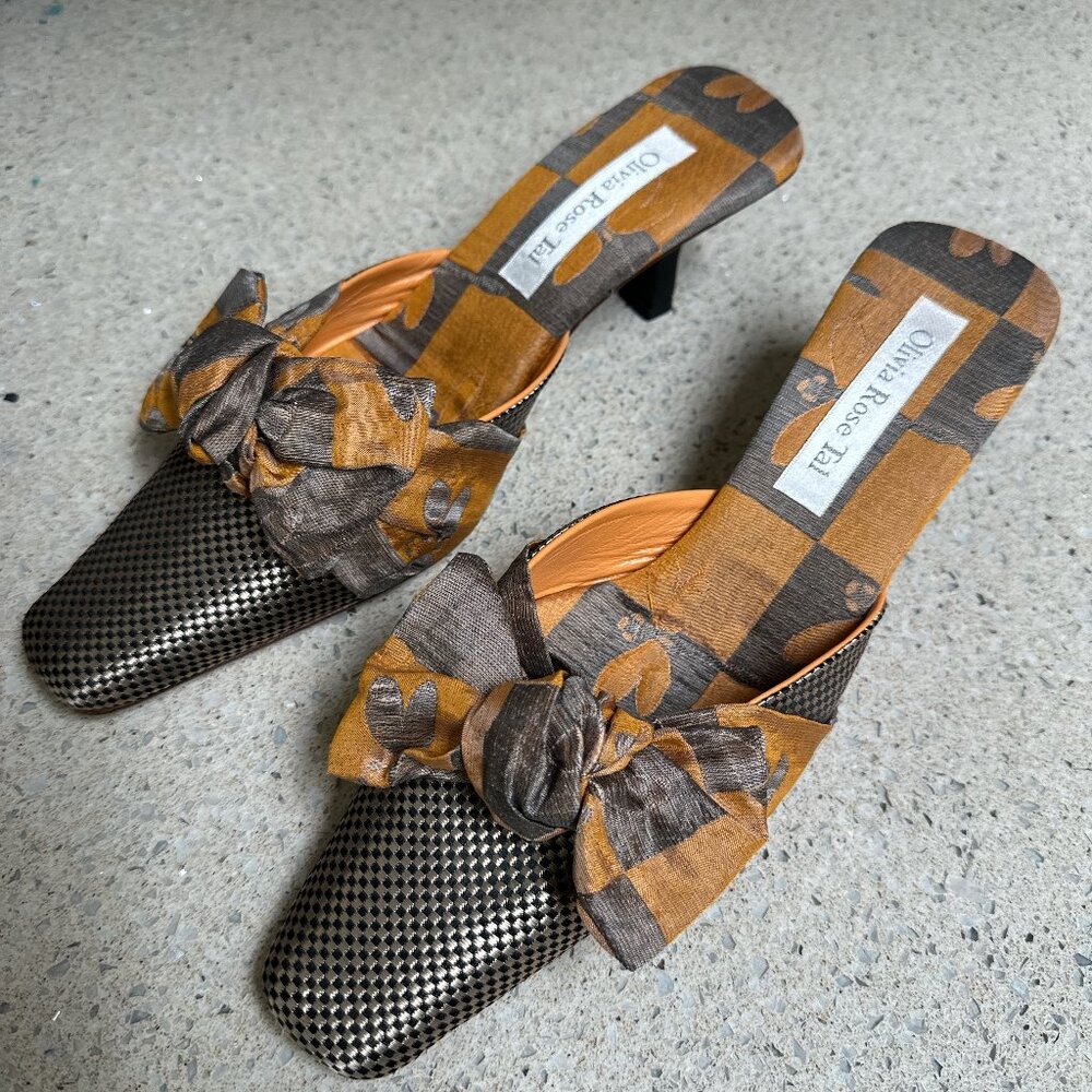 Olivia Rose Tal kitten heel mules size 9